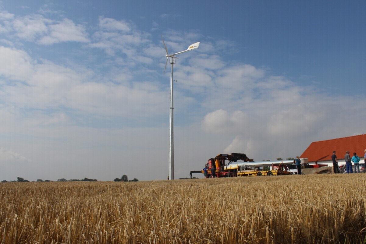 Manual Brake System 2kw Wind Power Generator for Farm Use