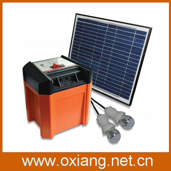 Mini Best Selling DC12V Solar Charger Built-in Battery Generator (SP3)