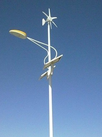Low Wind Small Wind Turbine for Finshing Boat