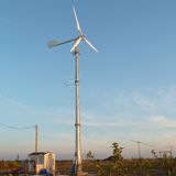 China Ane 2kw Low Statup Speed Wind Power Generator