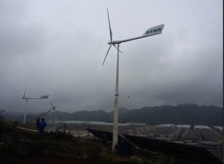 2kw High Efficiency Yawing Controlled Wind Power Generator