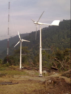 China Ah-2kw High Quality Low Noise Wind Turbine