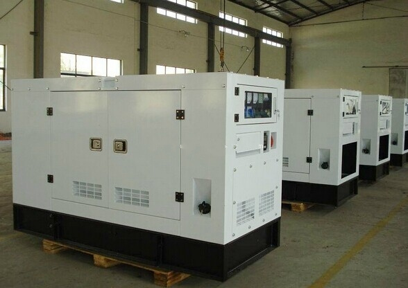 200kVA Cummins Silent Generator with Diesel Fuel (6CTAA8.3-G2)