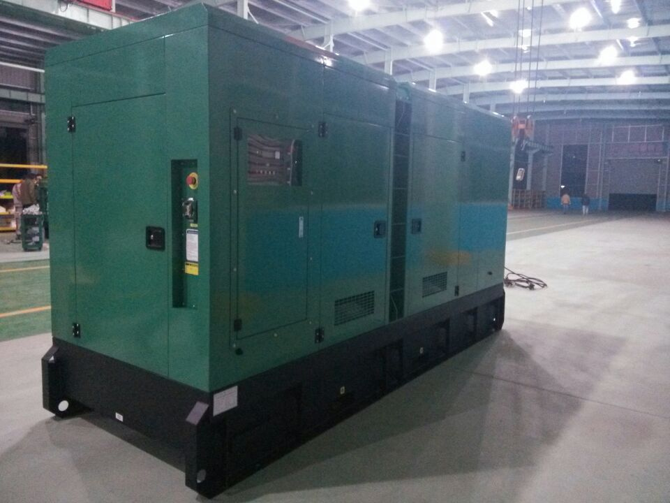 313kVA 250kw Super Silent Cummins Generator (NTA855-G1B) Gdc313*S