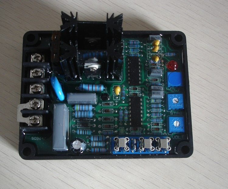 Gavr 8A Brushless Generator Regulator Gavr 8A CF8a Yh8a AVR 8A