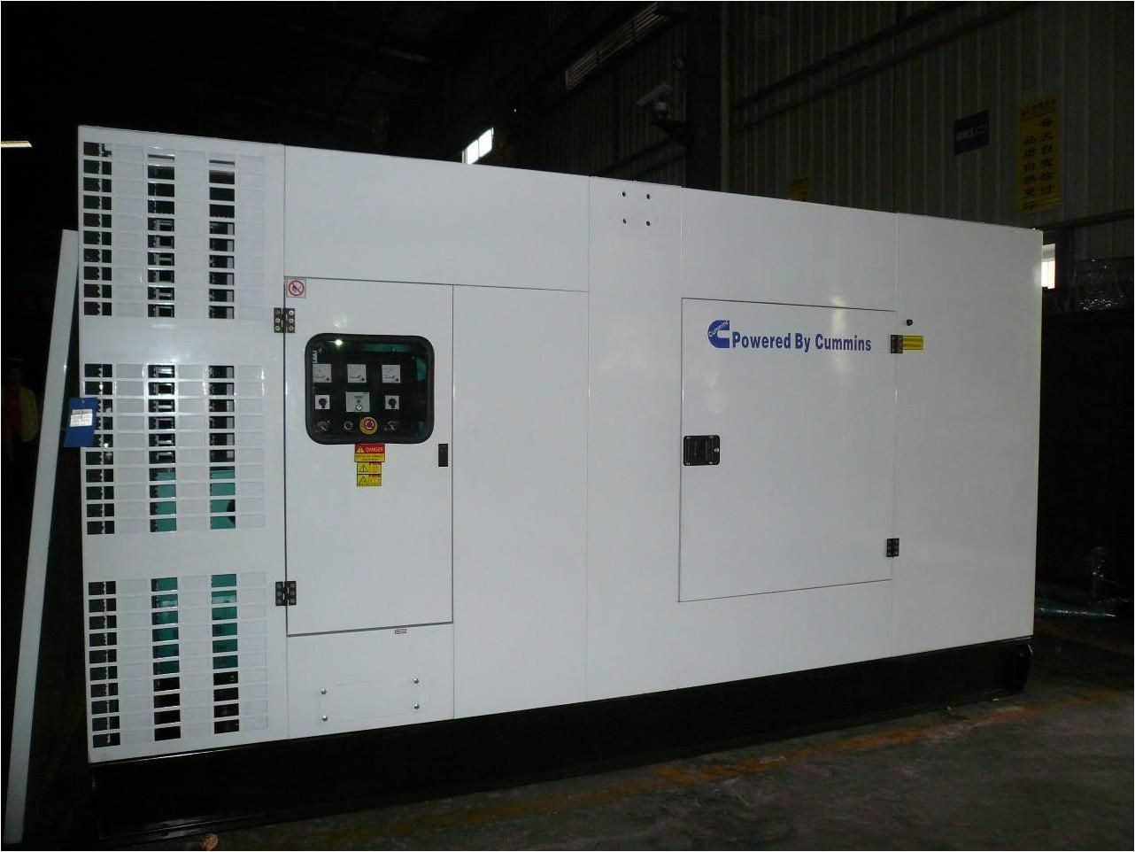 Diesel Generator with Cummins Engine  (FDGC220-8000)