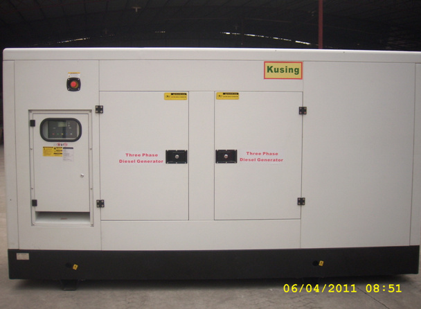 750kVA Water Cooling AC 3 Phase Silent Diesel Generator with 1 Year Garenty Cummins Engine