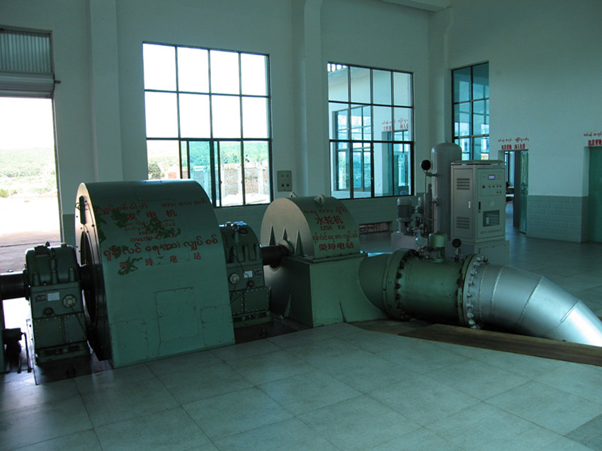 Generator (SFW3200-8/1730)